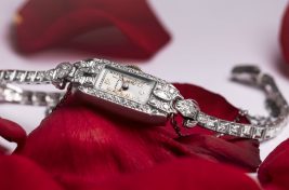 Marilyn Monroe_Blancpain cocktail watch_petals_2
