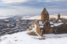 Armenia Saghmosavank Monastery__1