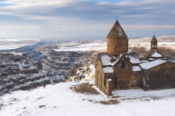 Armenia Saghmosavank Monastery__1