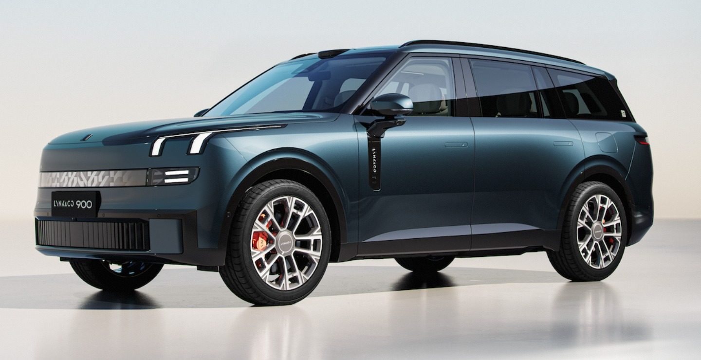 lynk-and-co-dubai-autodrome-900-model__3