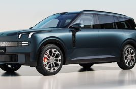 lynk-and-co-dubai-autodrome-900-model__3